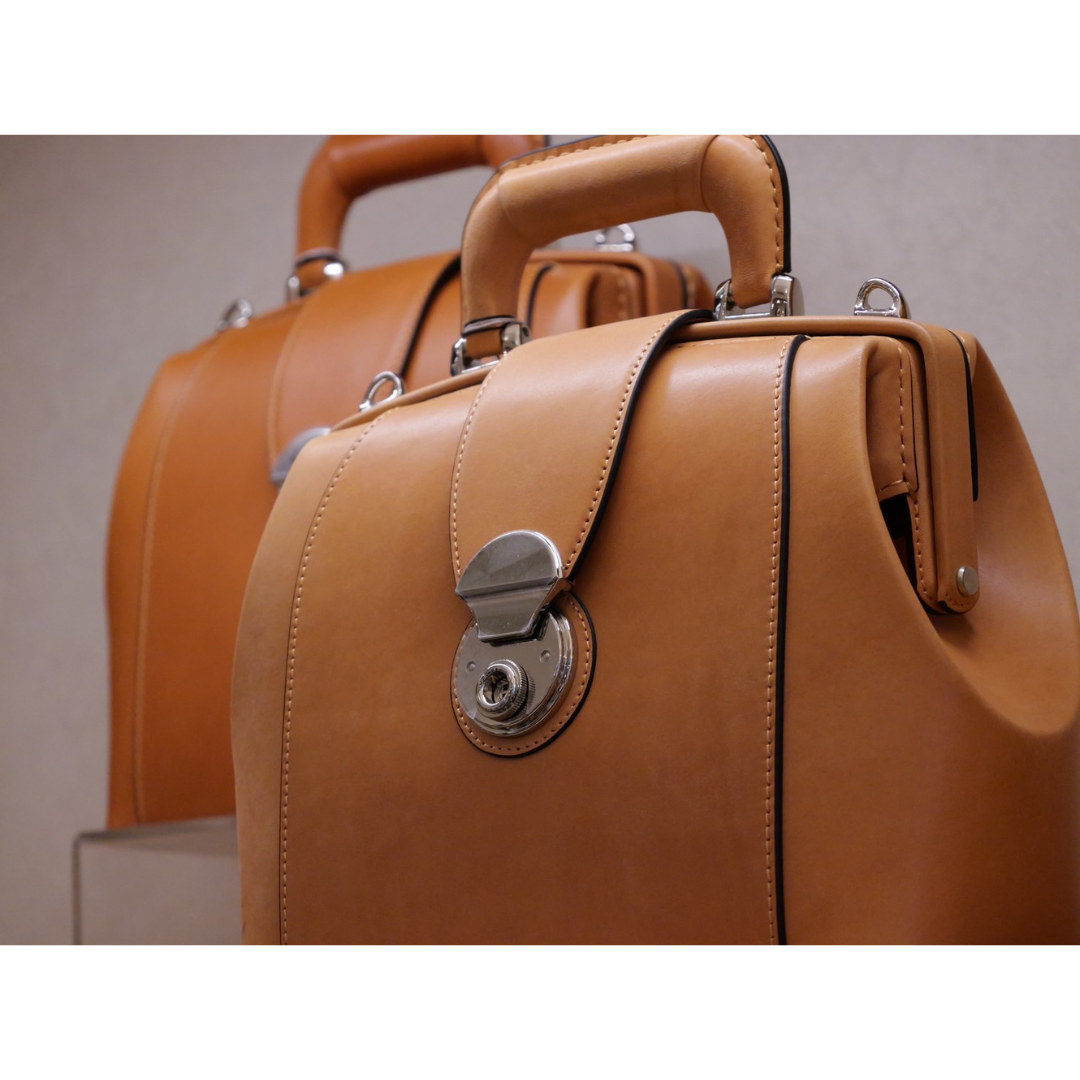 Minidales Bag "Franc" Modelo de Buttero de Laturidade italiana