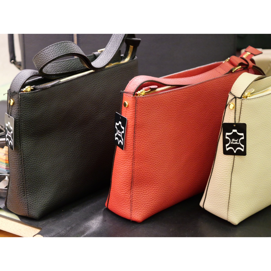 Shrink leather shoulder bag
