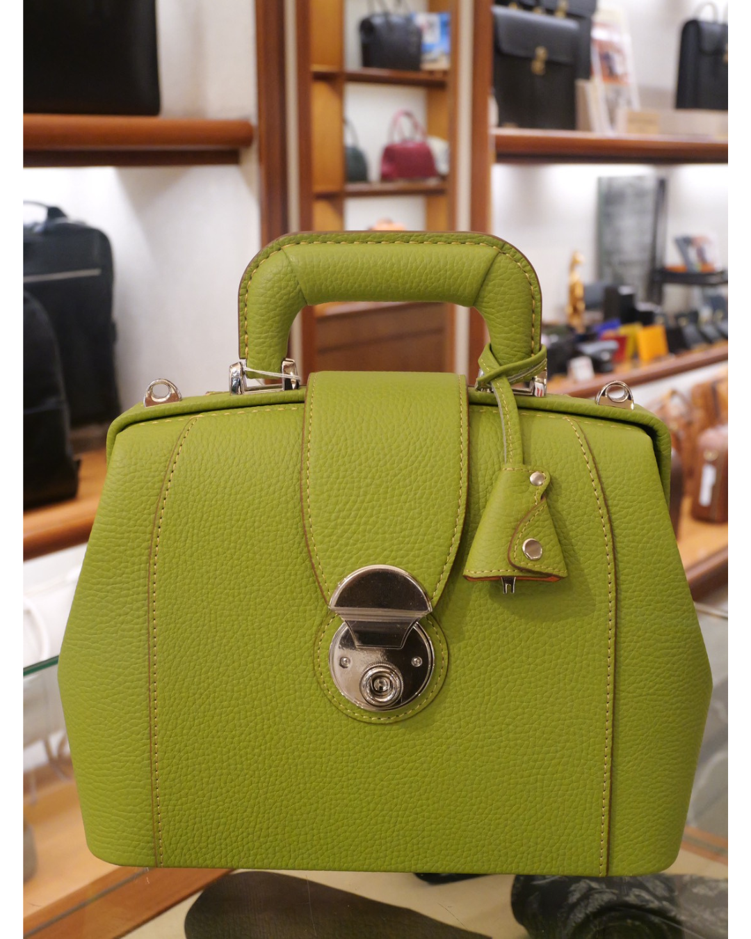 Minidales bag "Fran" Schranken Kenkaf Model