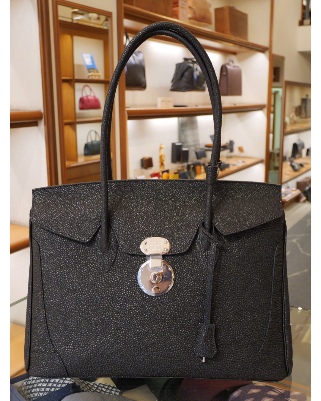 黒桟革トートバッグ Lサイズ