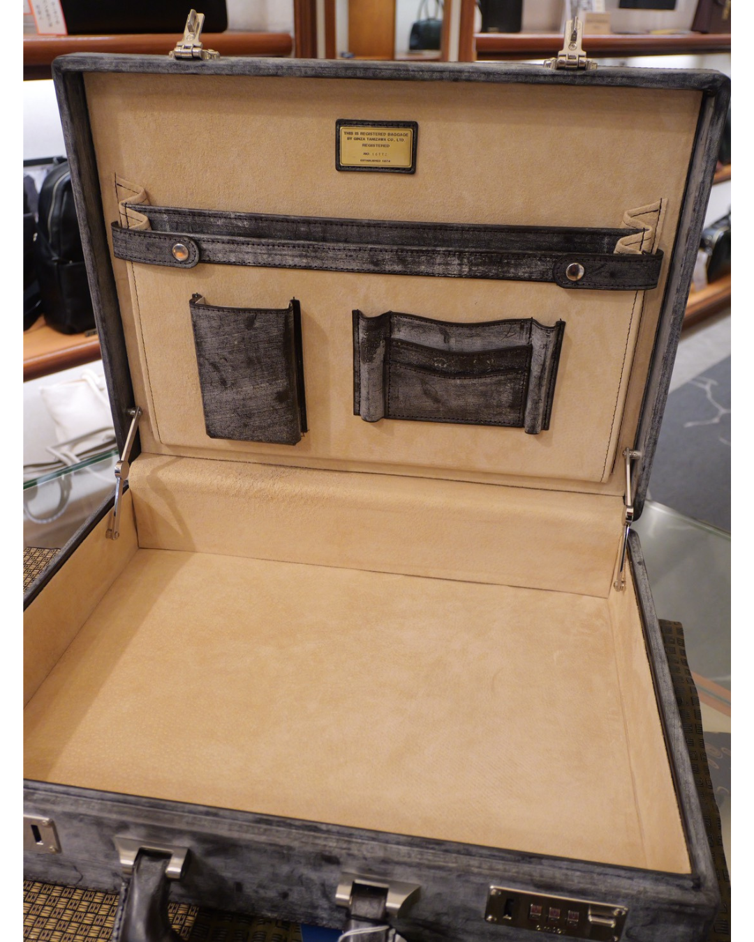 ブライドルレザーアタッシュケース