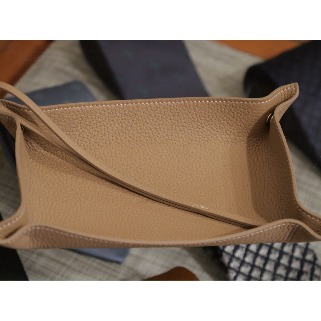 Trion lagoon leather tray