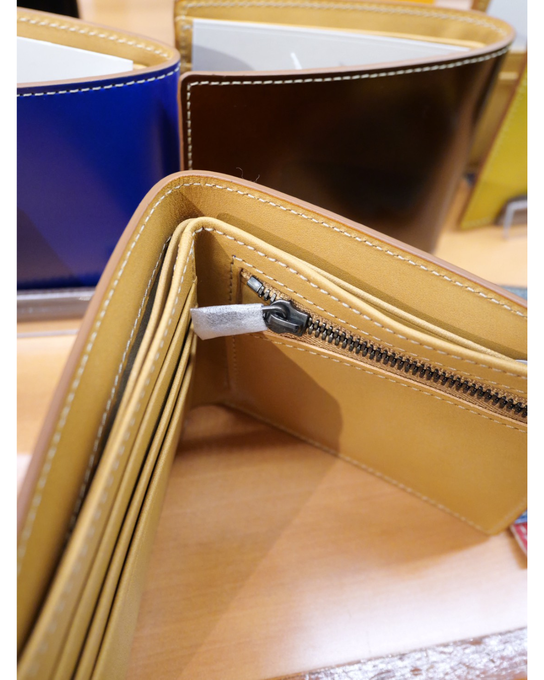 コードバン コンパクト財布