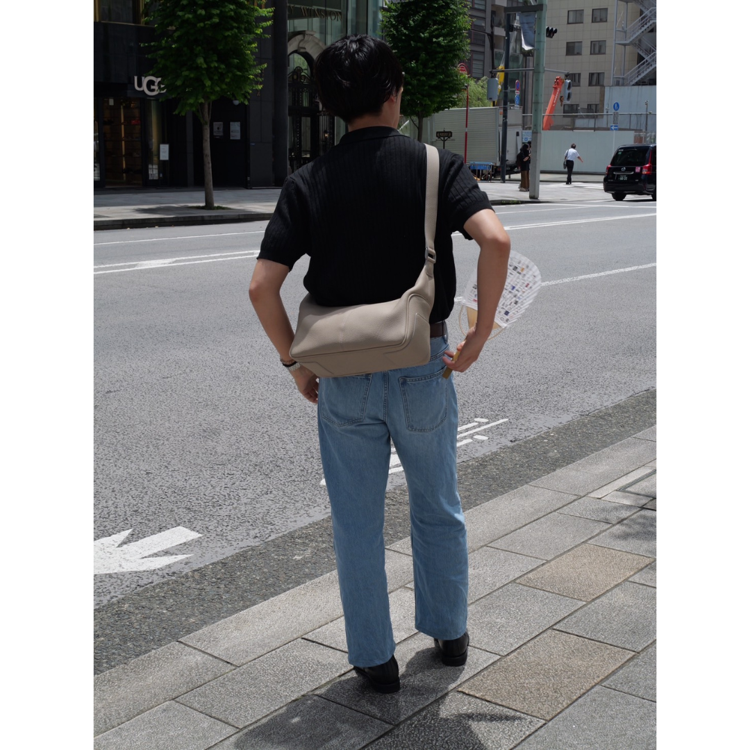 「yaguruma 矢車」ショルダーバッグドイツシュリンク