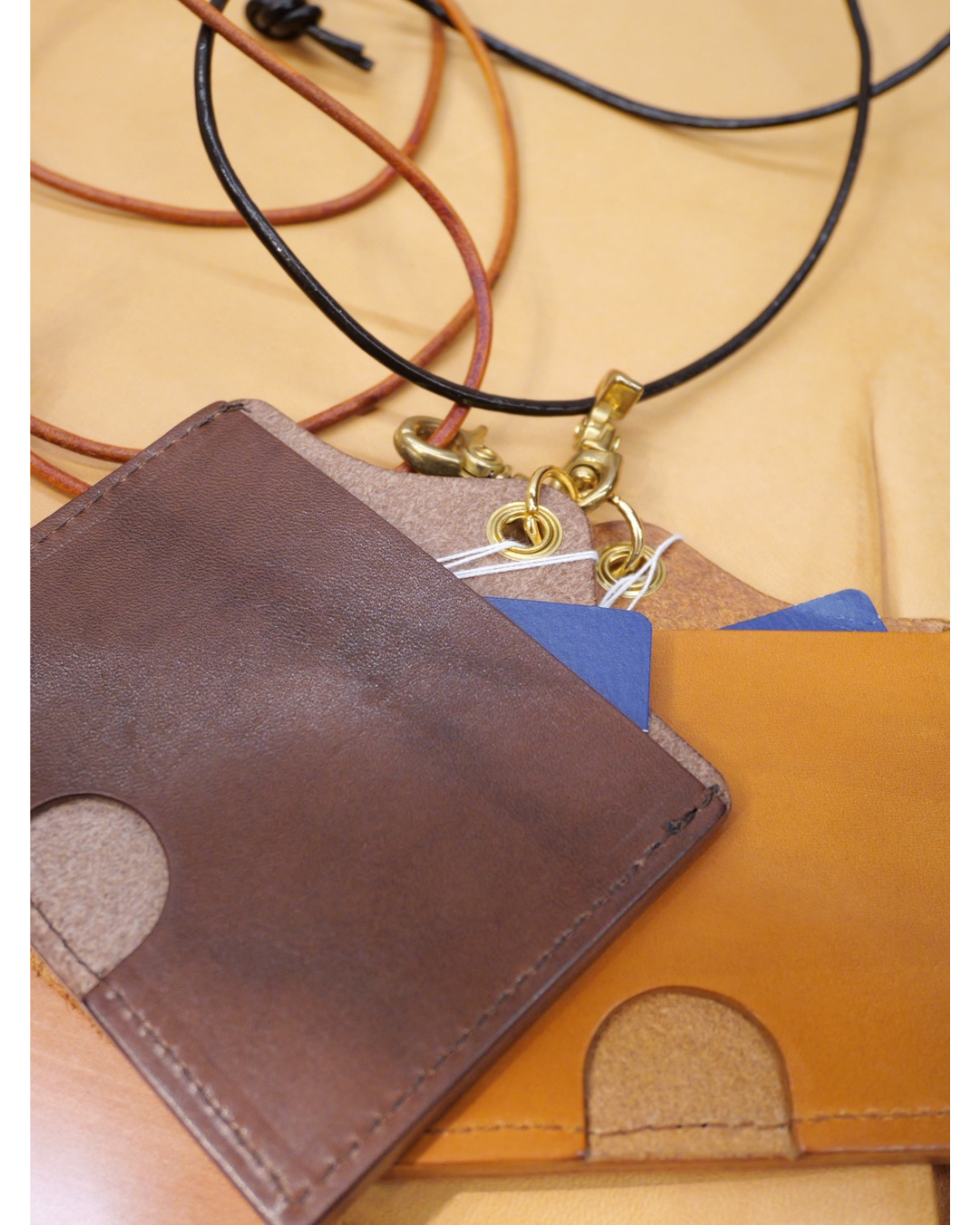 Estuche de identificación de cuero tochigi