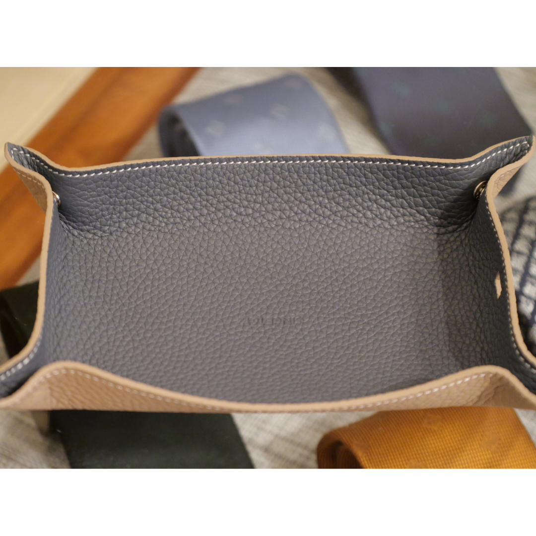 Trion lagoon leather tray