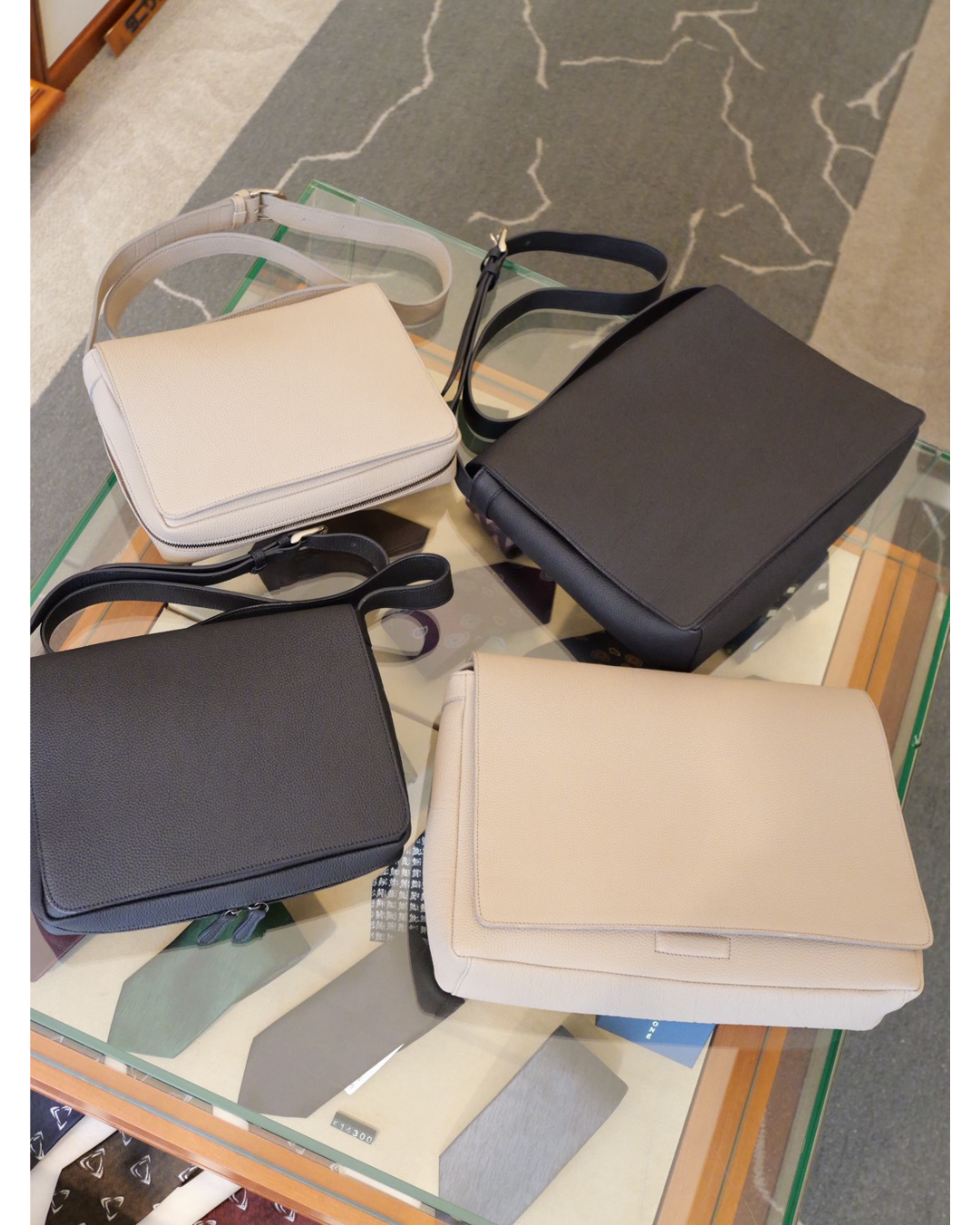 ドイツシュリンク被せショルダーバッグ Lサイズ