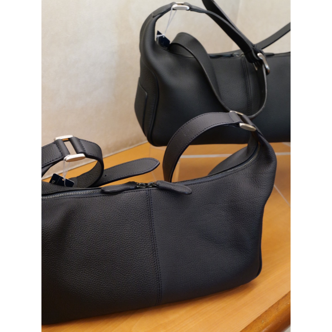 「yaguruma 矢車」ショルダーバッグドイツシュリンク