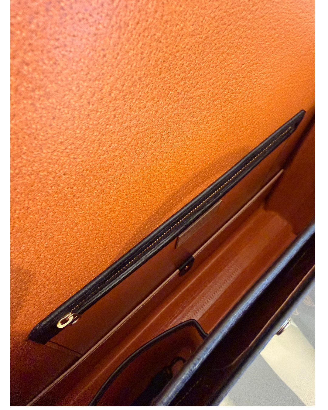 黑公牛兩人手提袋皮瓣類型