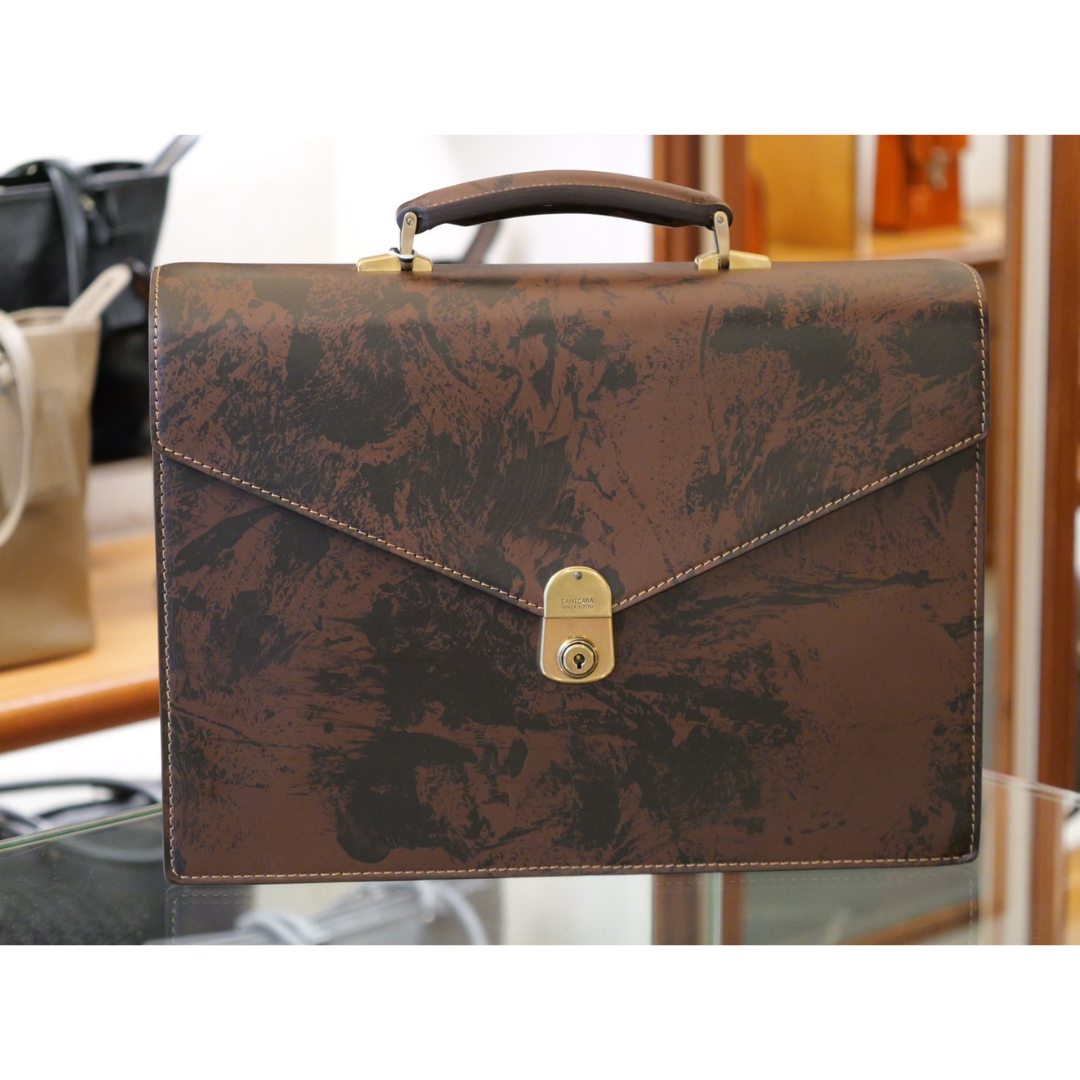 골동품 서류 가방