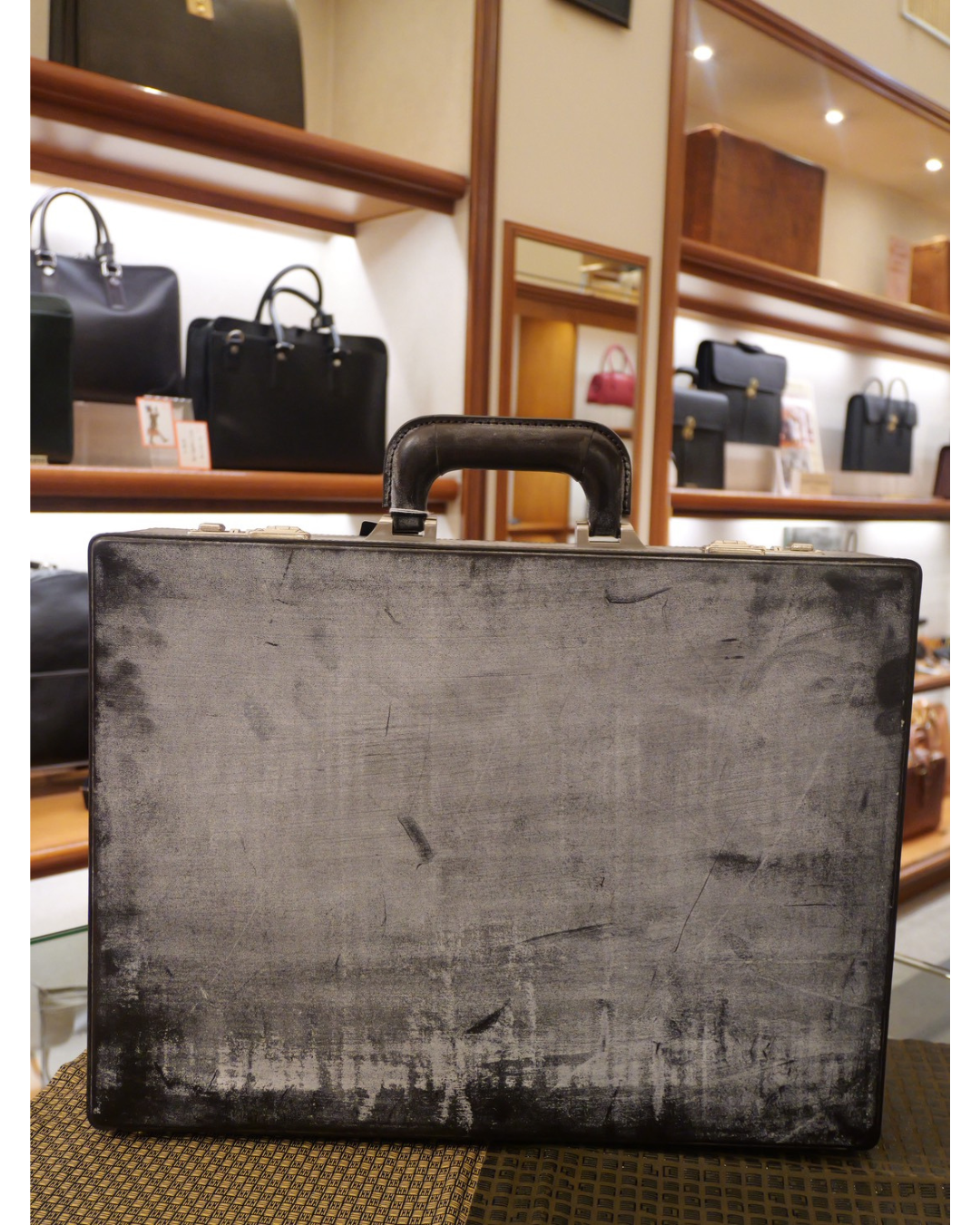 Bridle leather attack case