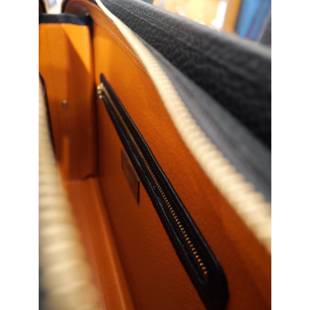 BLACK BULL – Briefcase with two zippered handles