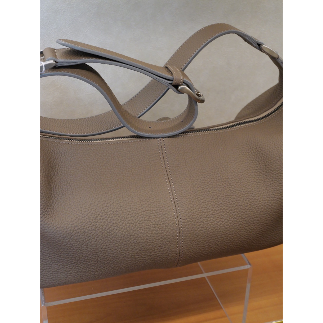 「yaguruma 矢車」ショルダーバッグドイツシュリンク