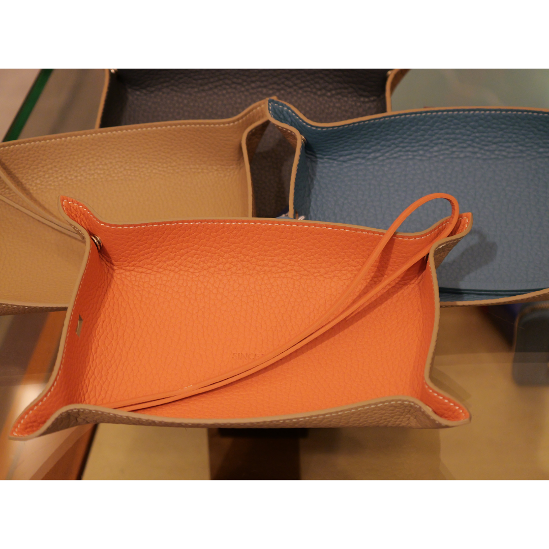 Trion lagoon leather tray