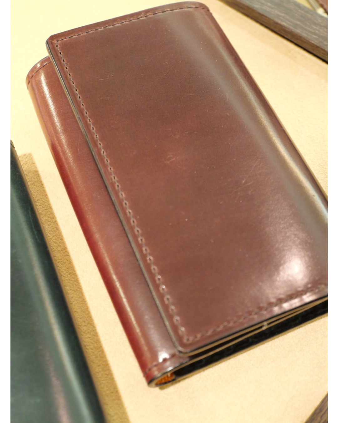 シェルコードバン キーケース(Shell Cordovan Key Case シェルコードバン キーケース(Shell Cordovan Key Case