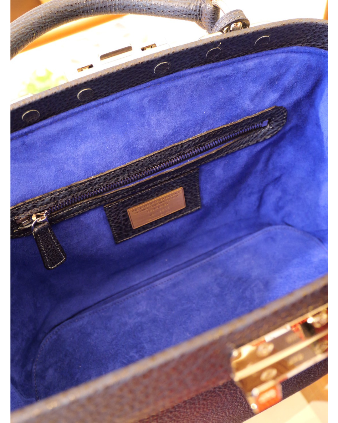 黒桟革ワンタッチ式ミニダレスバッグ