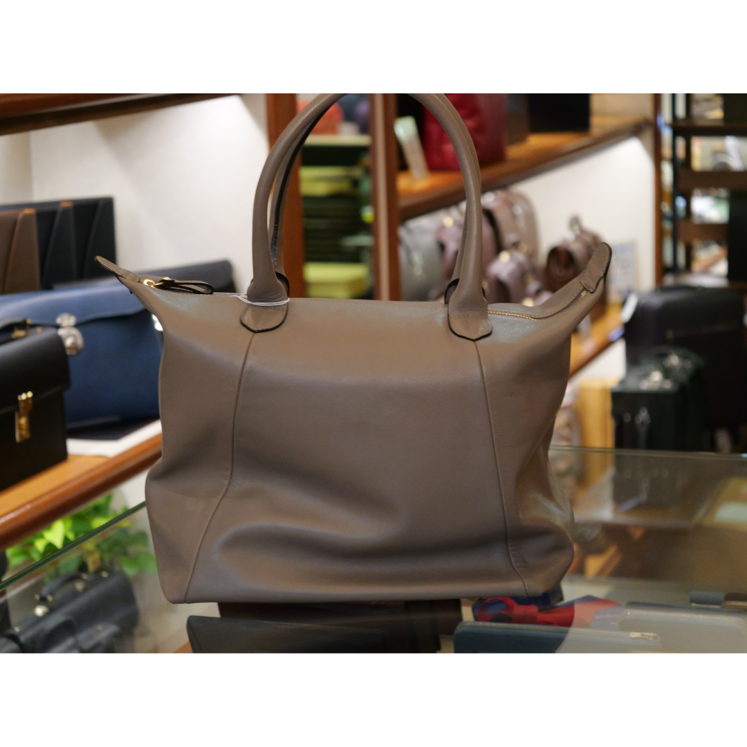 Waterproof leather handbag