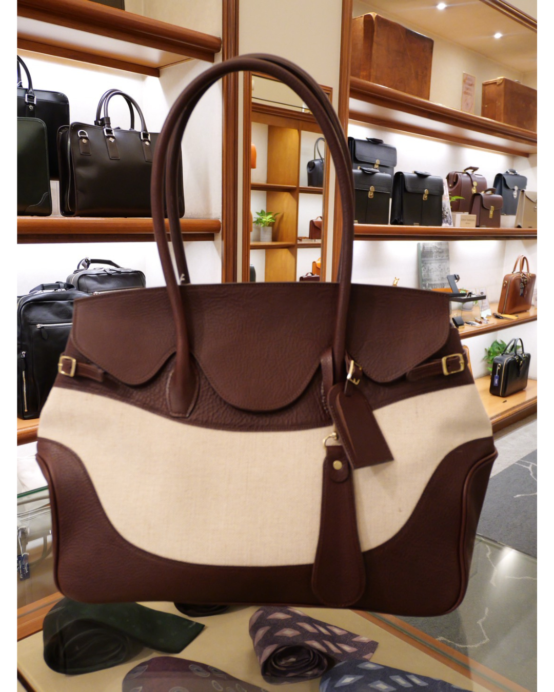 フラップトート(Minerva Box × 帆布)