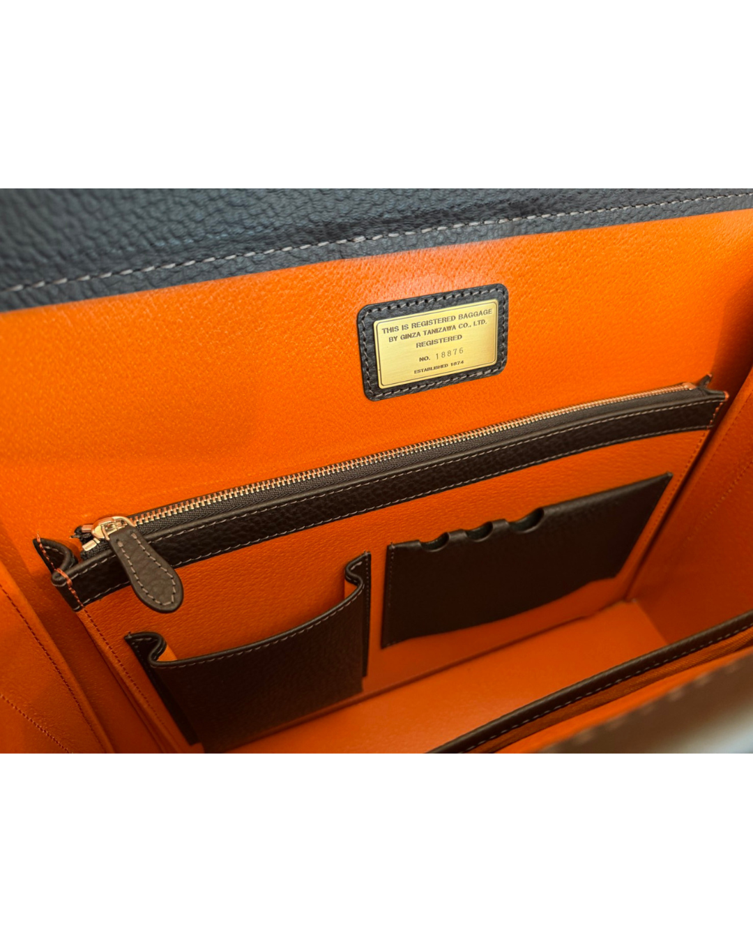 BLACK BULL スリムダレスバッグ 錠前付き