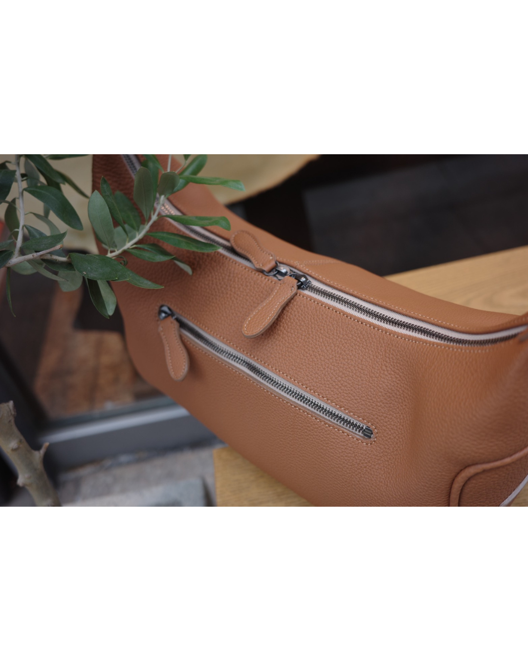 「yaguruma 矢車」ショルダーバッグドイツシュリンク