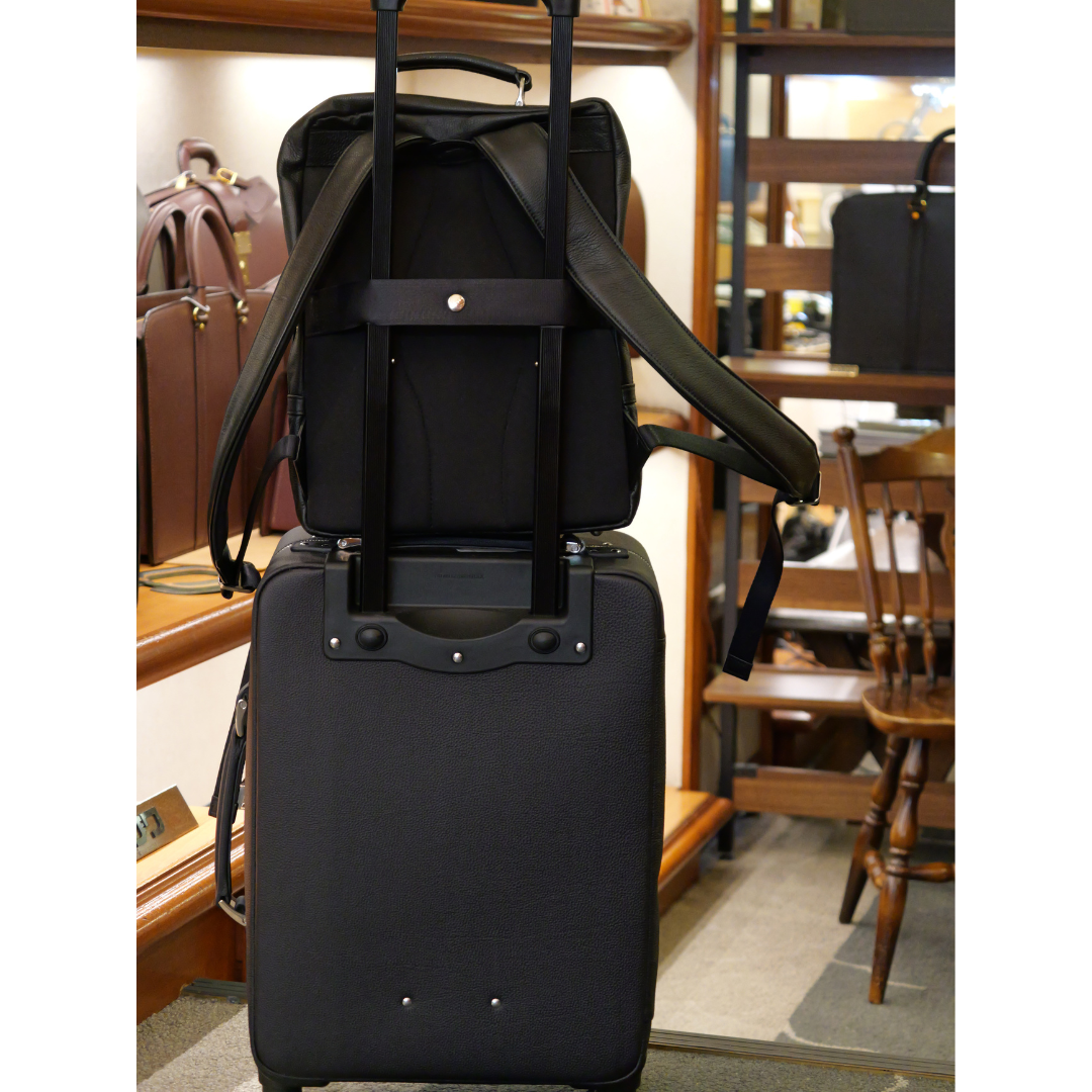 Mochila de cuero impermeable