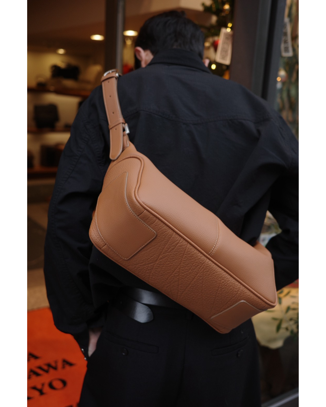 「yaguruma 矢車」ショルダーバッグドイツシュリンク