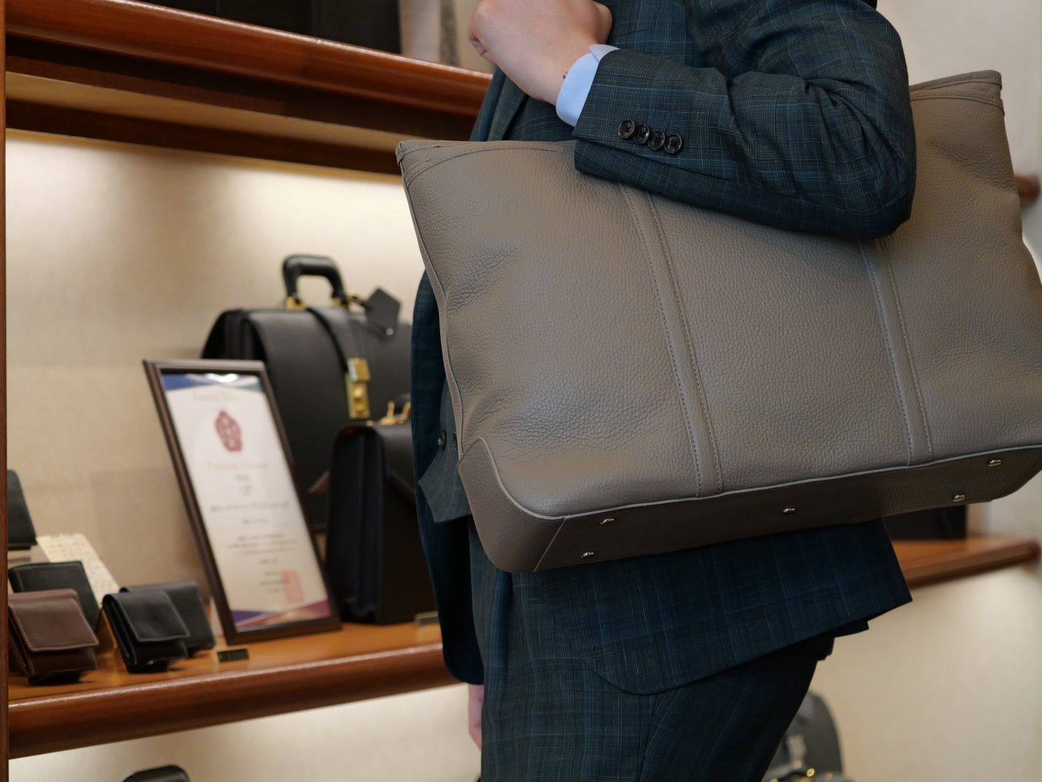 Italian leather tote bag