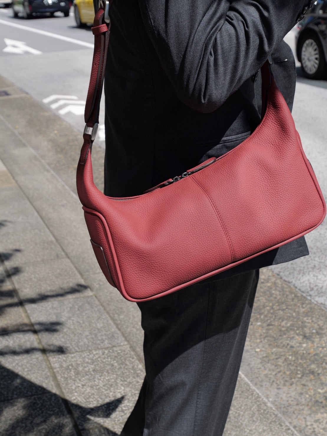 "YAGURUMA Yaha" shoulder bag German Shrink