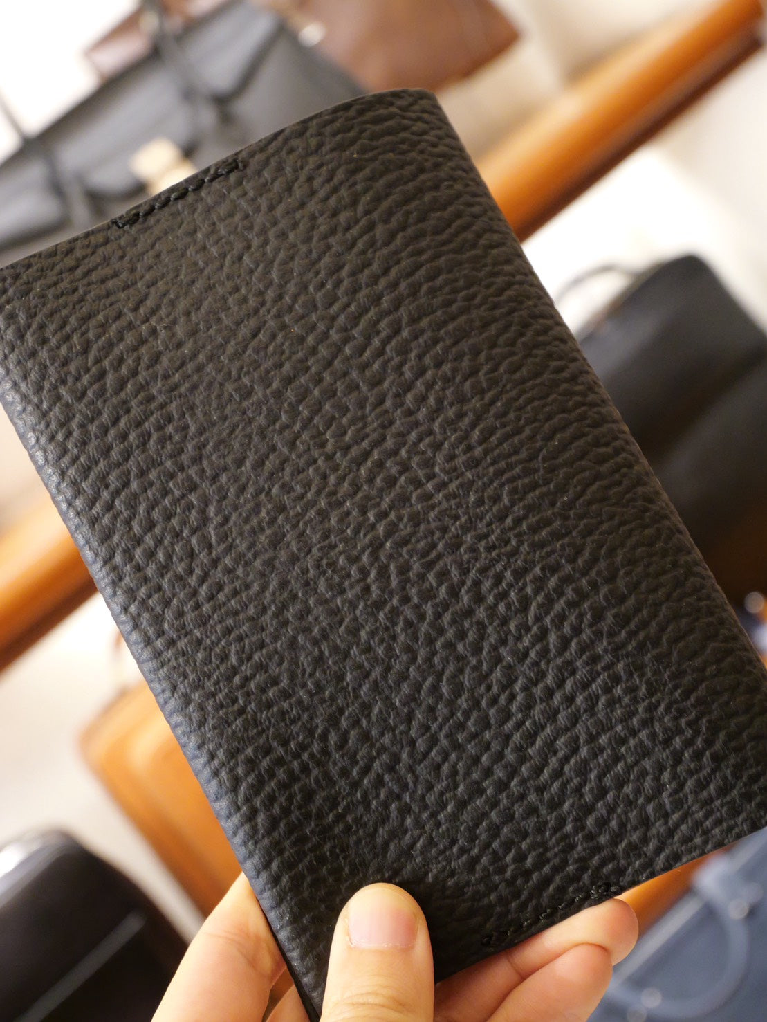 BLACK BULL ブックカバー 文庫本サイズ|栃木レザー 日本製 本革