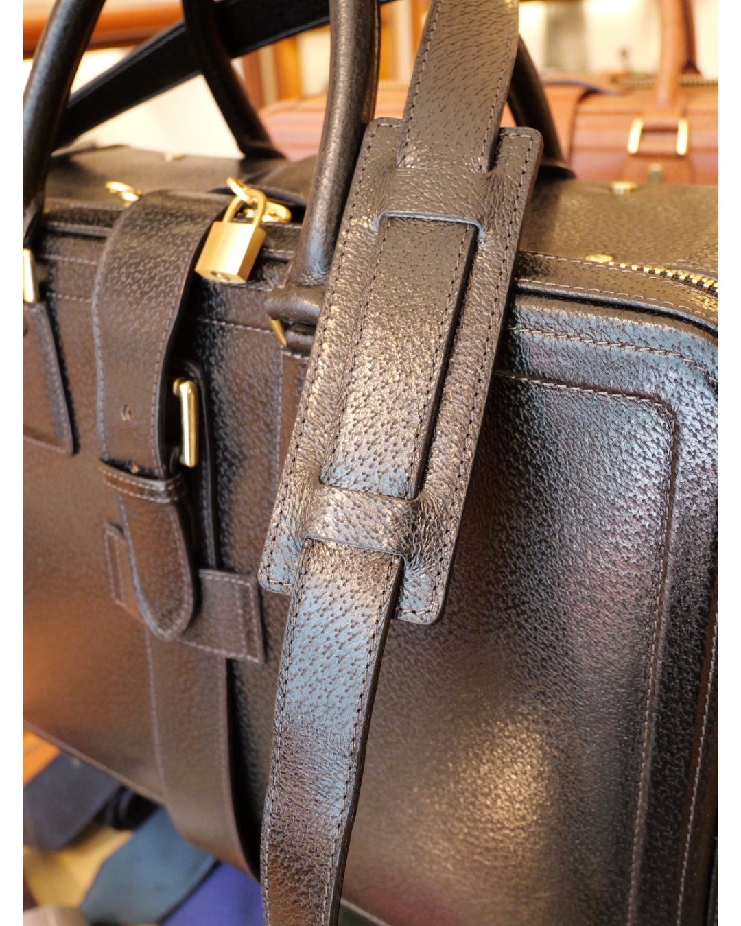 GINZA TANIZAWA  TOKYO エアーケース　Mサイズ