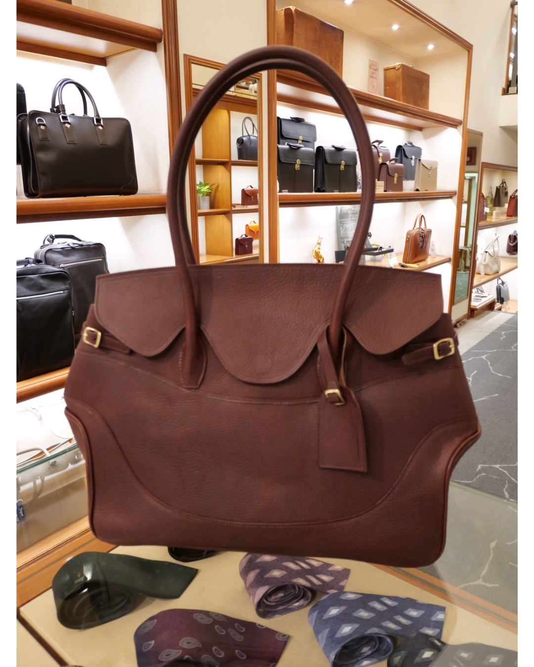 フラップトートバッグ（Minerva Box）