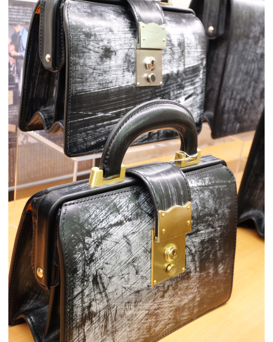 ブライドルレザー ミニダレスバッグ　XSサイズ