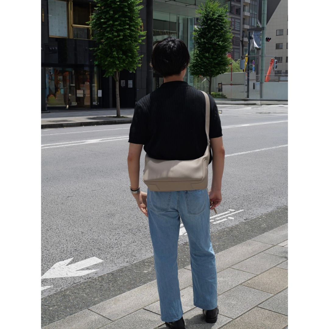 "YAGURUMA Yaha" shoulder bag German Shrink