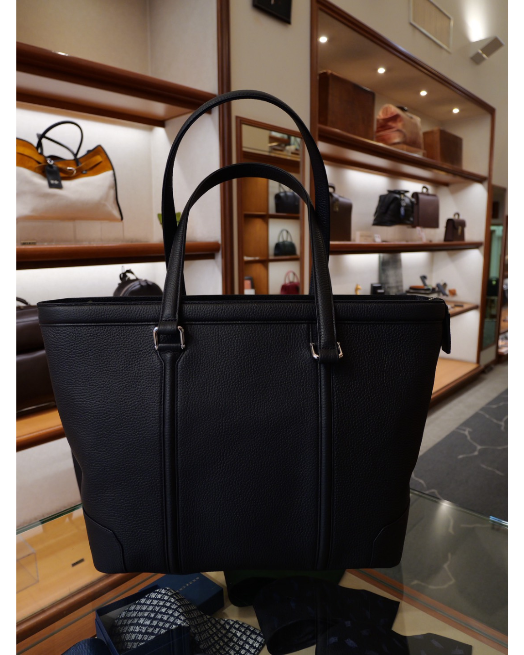 姫路レザー トートバッグ 両面あおりポケット付き