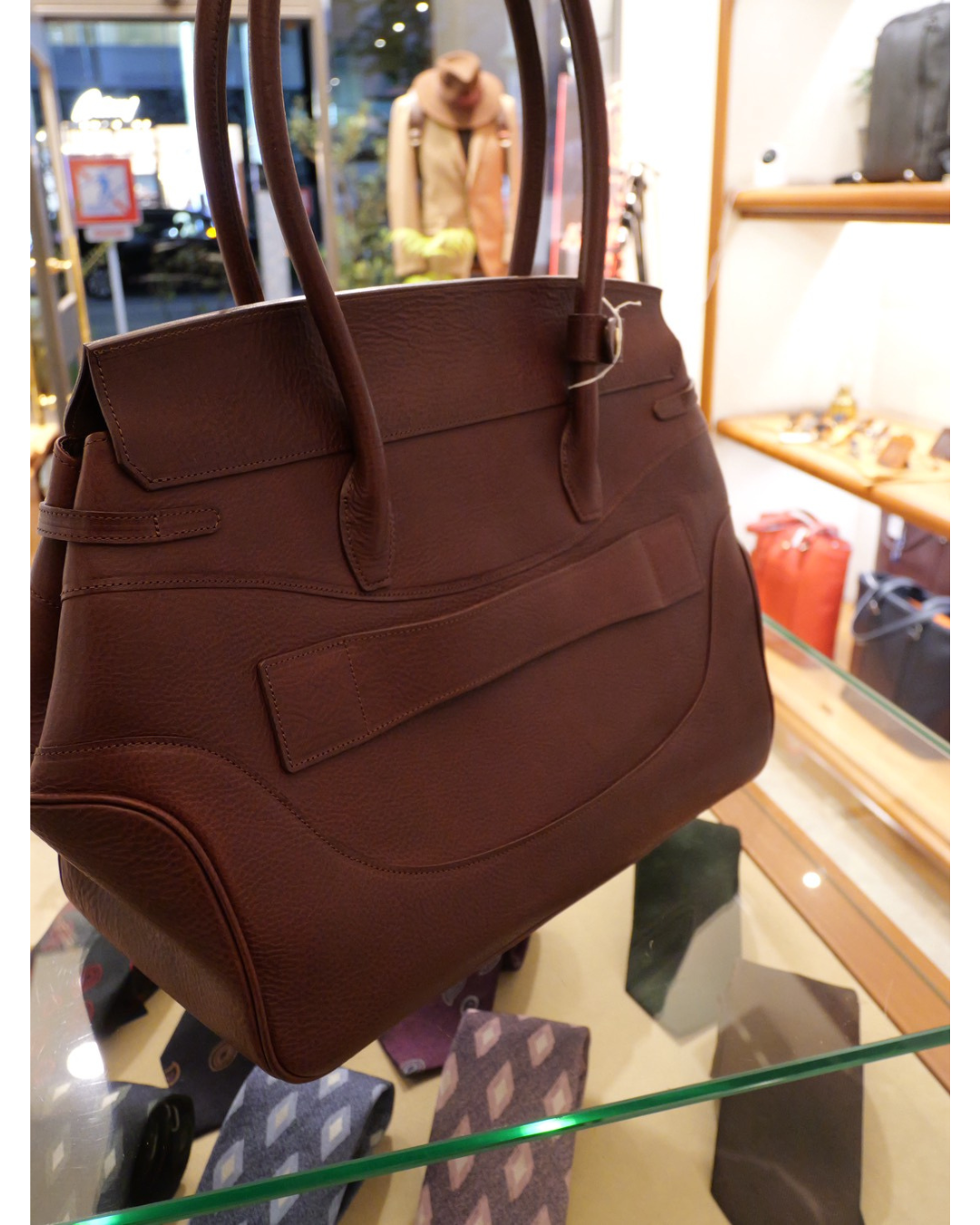 フラップトートバッグ（Minerva Box）