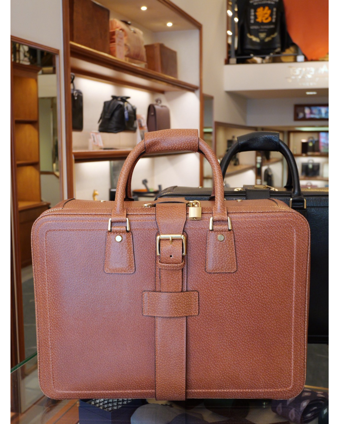 GINZA TANIZAWA  TOKYO エアーケース　Mサイズ