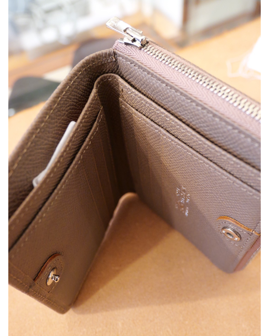 Bi -fold mini billetera