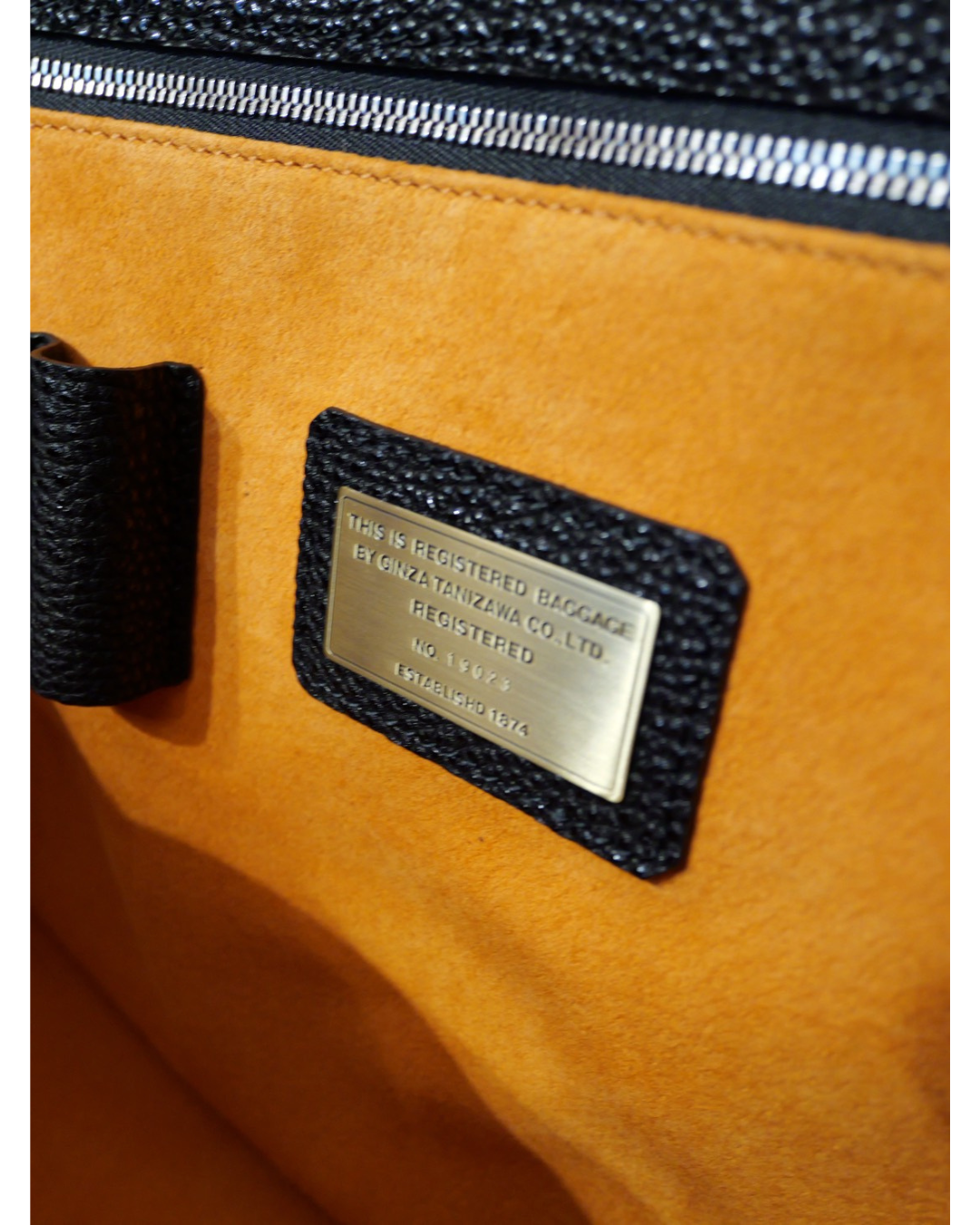 黒桟革トートバッグ Mサイズ