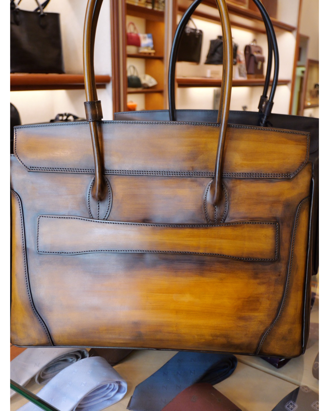 手染め国産 姫路レザートートバッグ（シリアルナンバー入り）