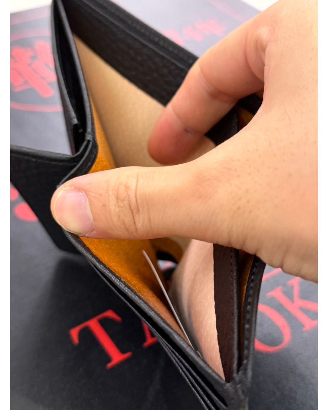 검은 황소 빌릿 지갑