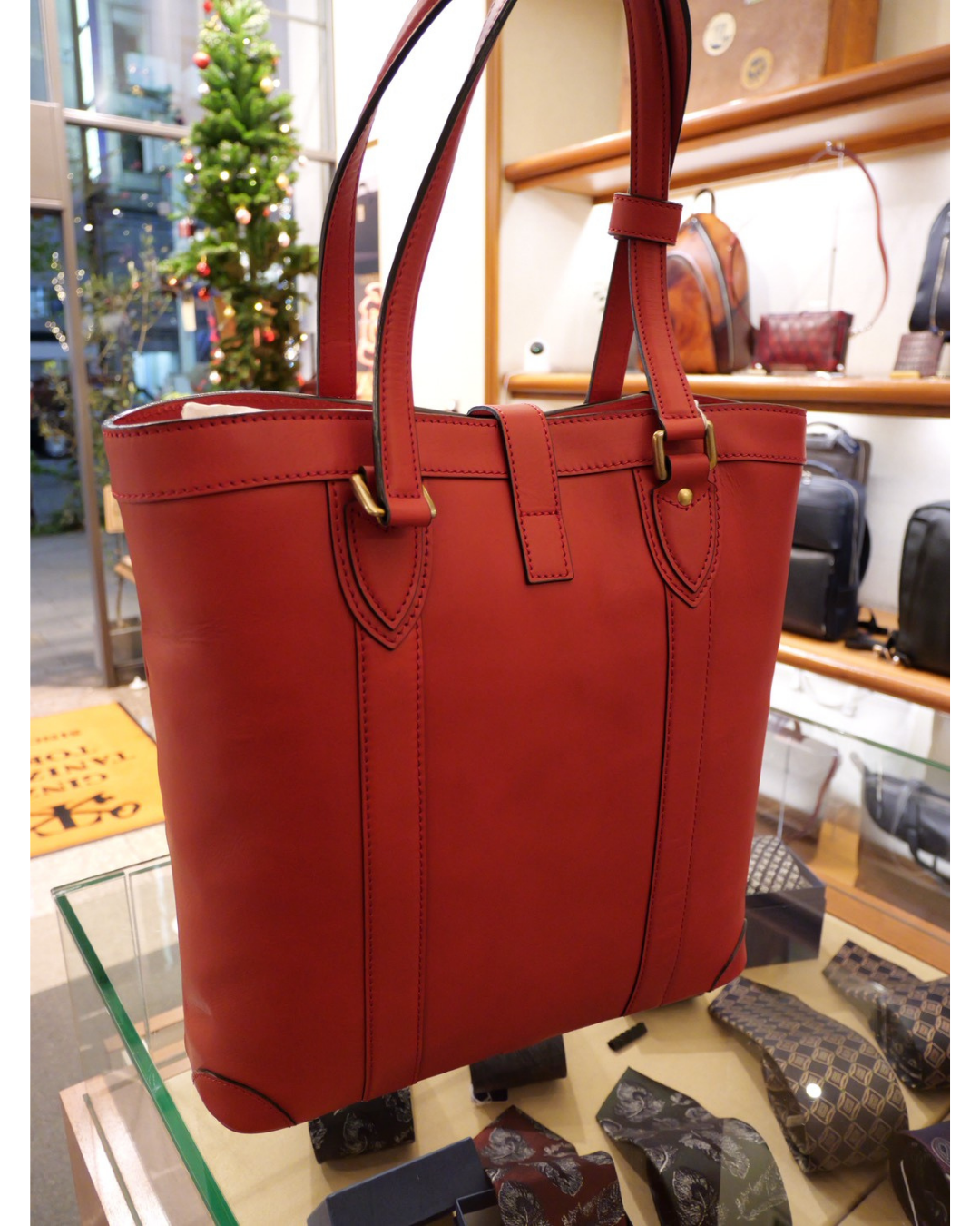 美品 GINZA TANIZAWA TOKYOXSILVER LAKE CLUB GINZA TANIZAWA TOKYO×SILVER LAKE CLUB レザートートバッグ（レッド）