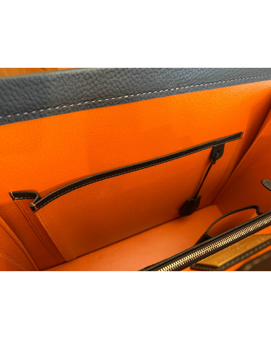 BLACK BULL スリムダレスバッグ　錠前付き