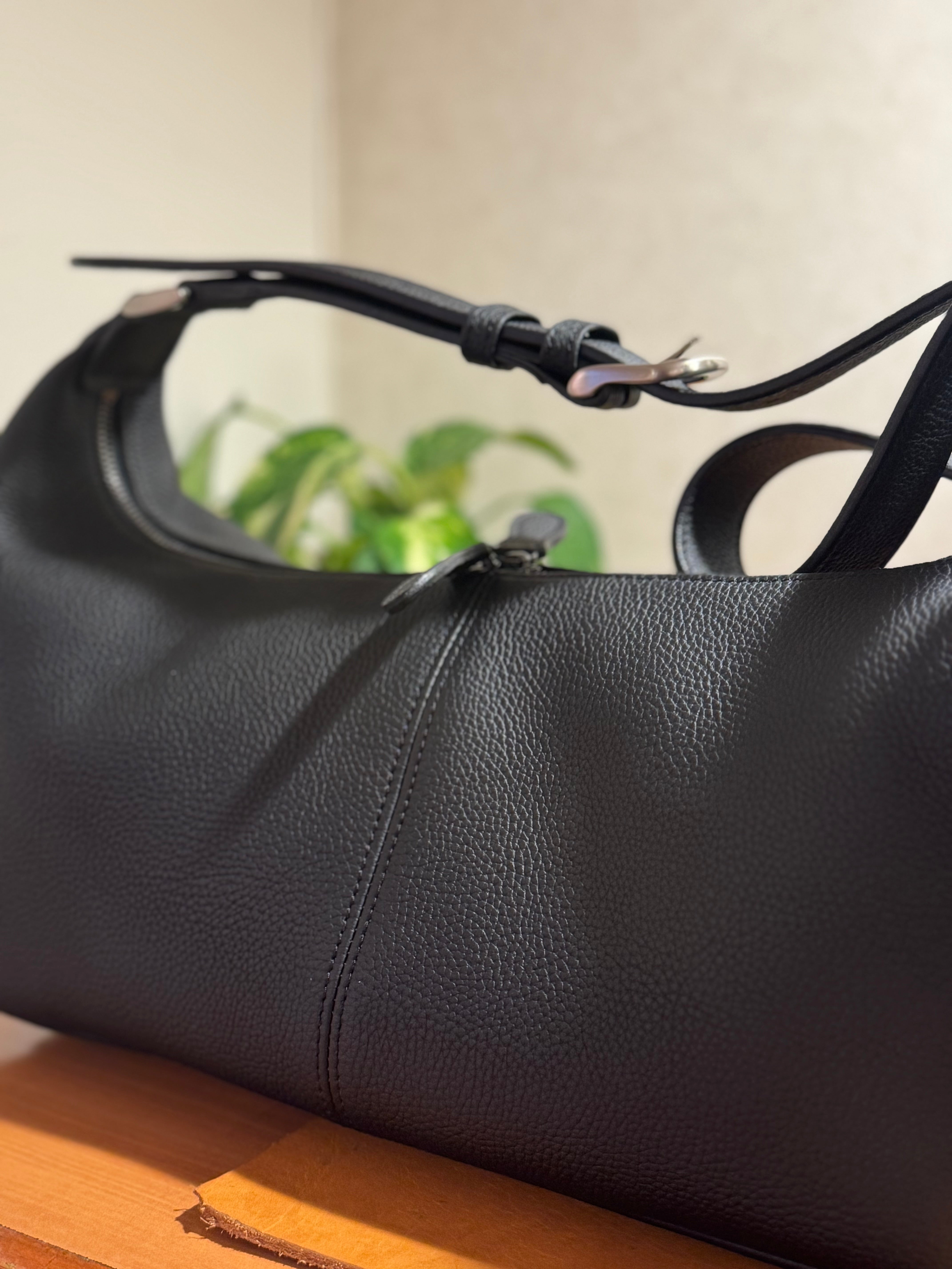 yaguruma 矢車」ショルダーバッグドイツシュリンク