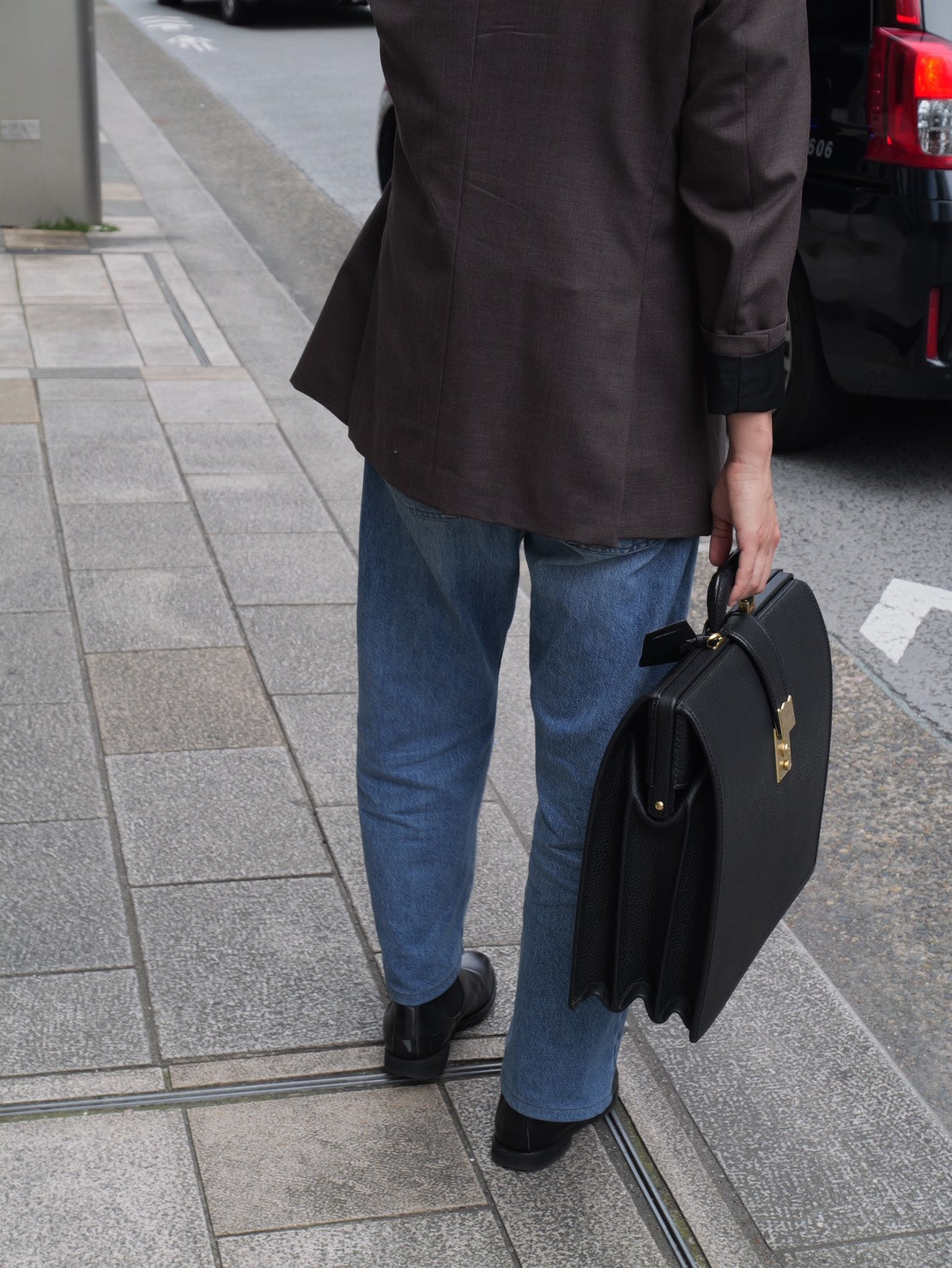 新品未使用✨　銀座タニザワ　ダレスバッグ　ブリーフケース　ブラック　レザー 極上☆銀座タニザワ/TANIZAWA【現行定価￥110,000-☆レザー/ダレス