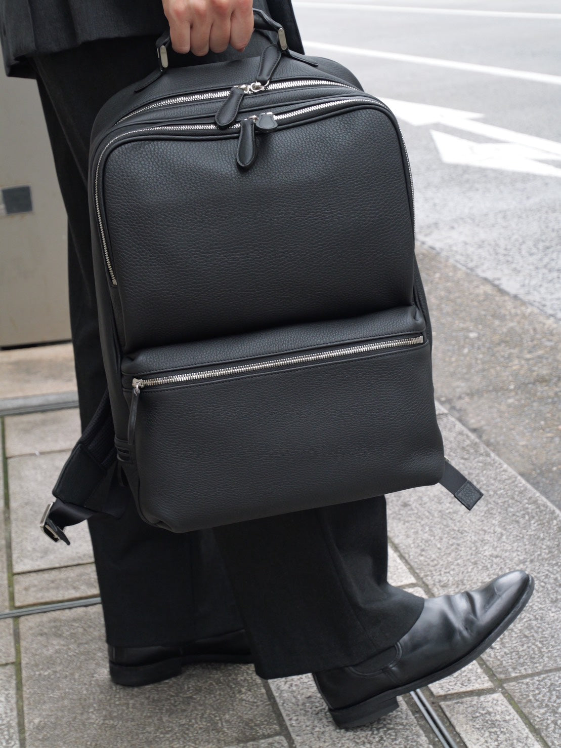 シュリンクレザー 本革リュック｜日本製 PC収納 ビジネスリュック