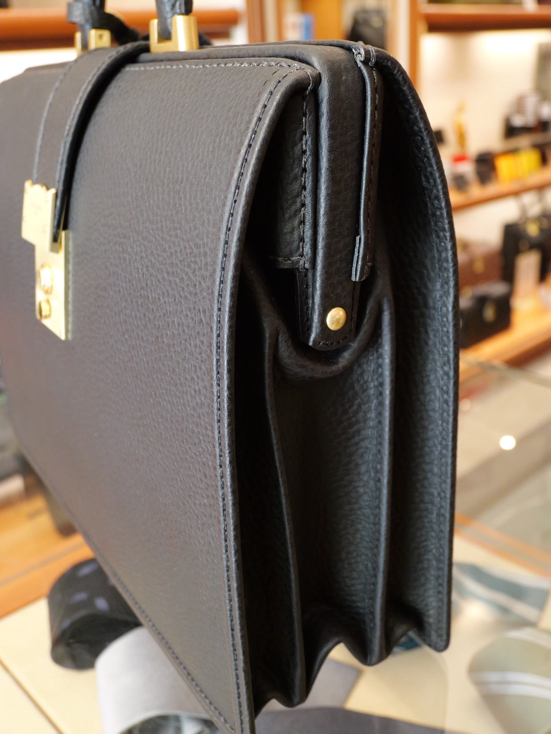 Tamaño de la bolsa de la bolsa de toro negro