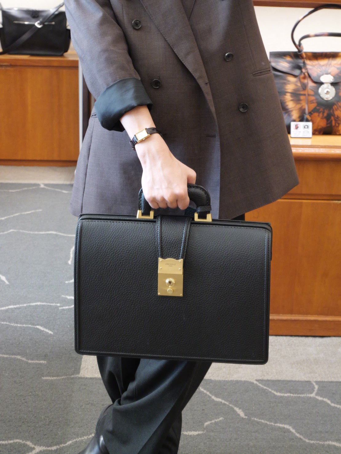 Tamaño de la bolsa de la bolsa de toro negro